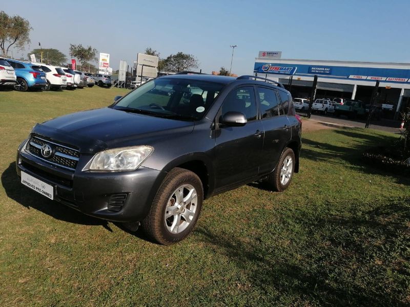 Toyota rav4 2016 года Toyota rav4 2016 года