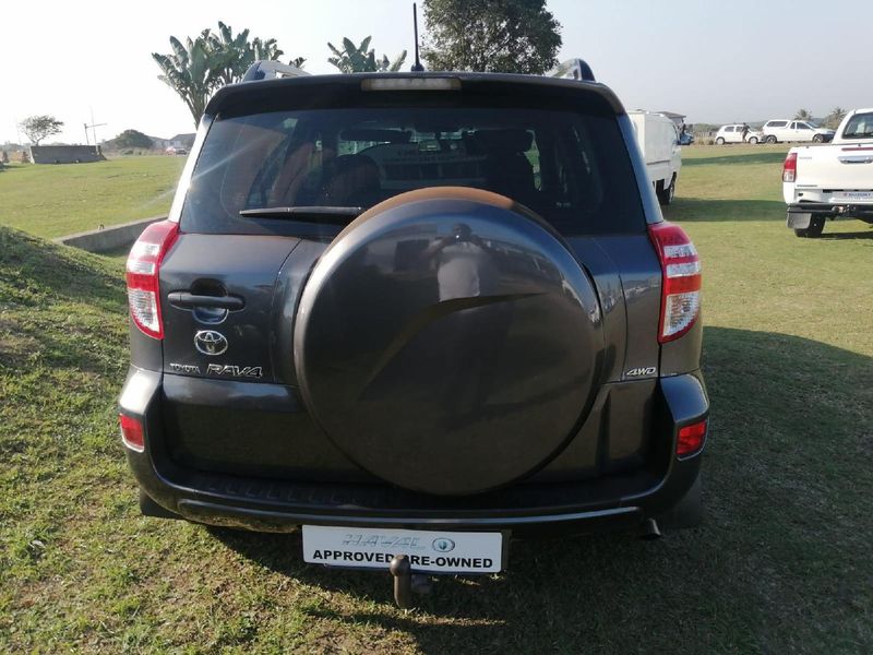 Toyota rav4 2016 года Toyota rav4 2016 года