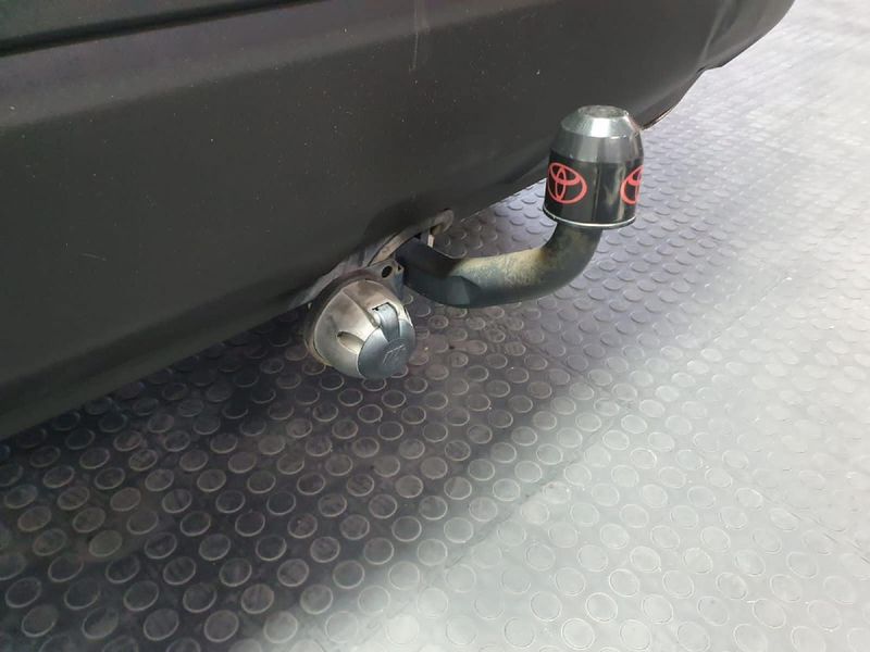 Toyota rav4 2016 года Toyota rav4 2016 года