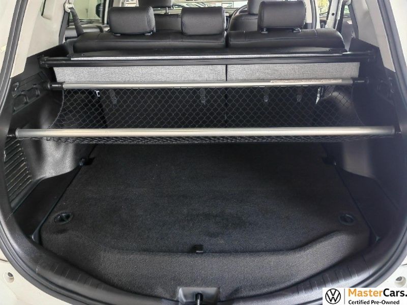 Toyota rav4 2016 года Toyota rav4 2016 года