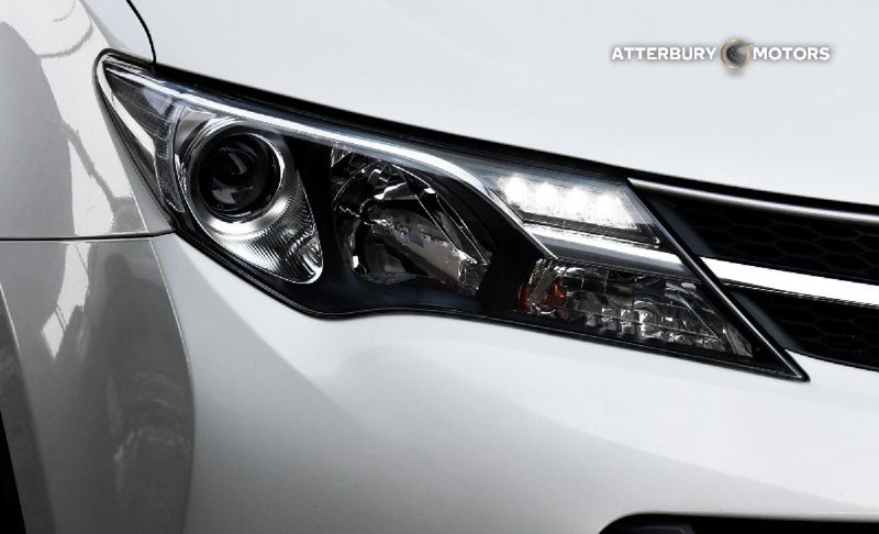 Toyota rav4 2013 год Toyota rav4 2013 год