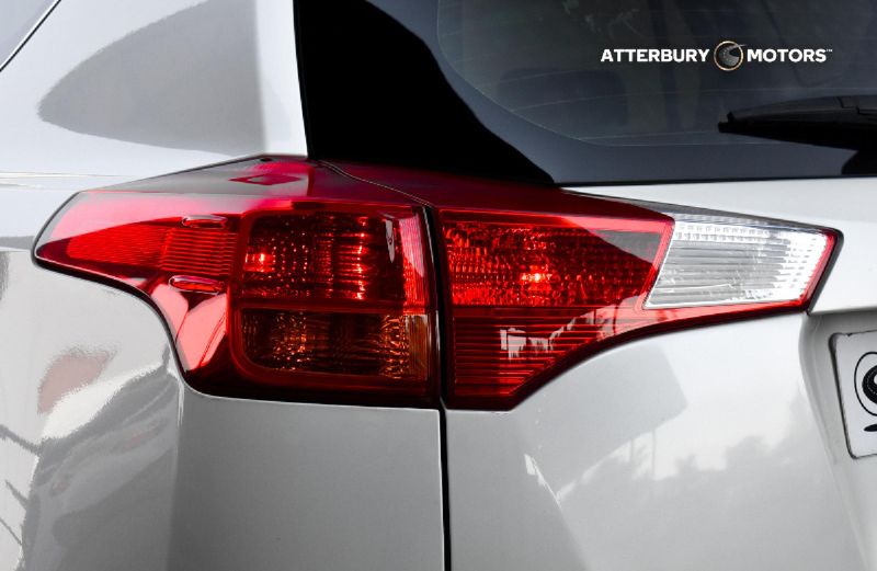 Toyota rav4 2013 год Toyota rav4 2013 год