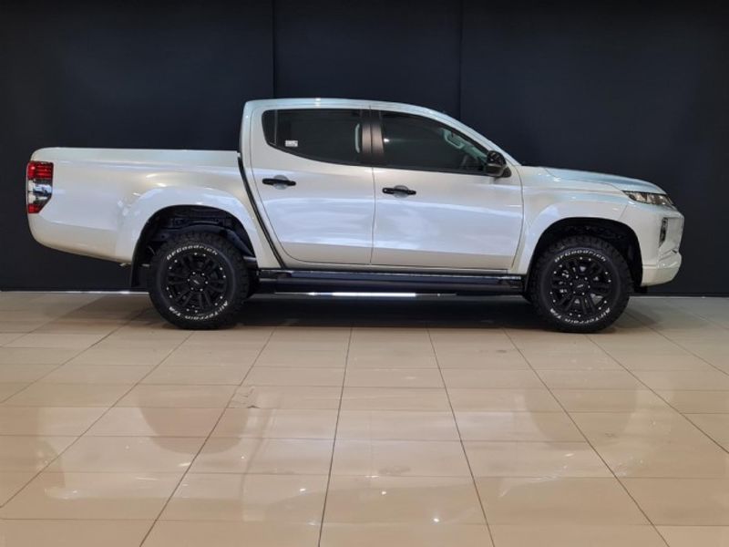 Used Mitsubishi Triton 2.4 Di-GL Double-Cab for sale in Kwazulu Natal ...