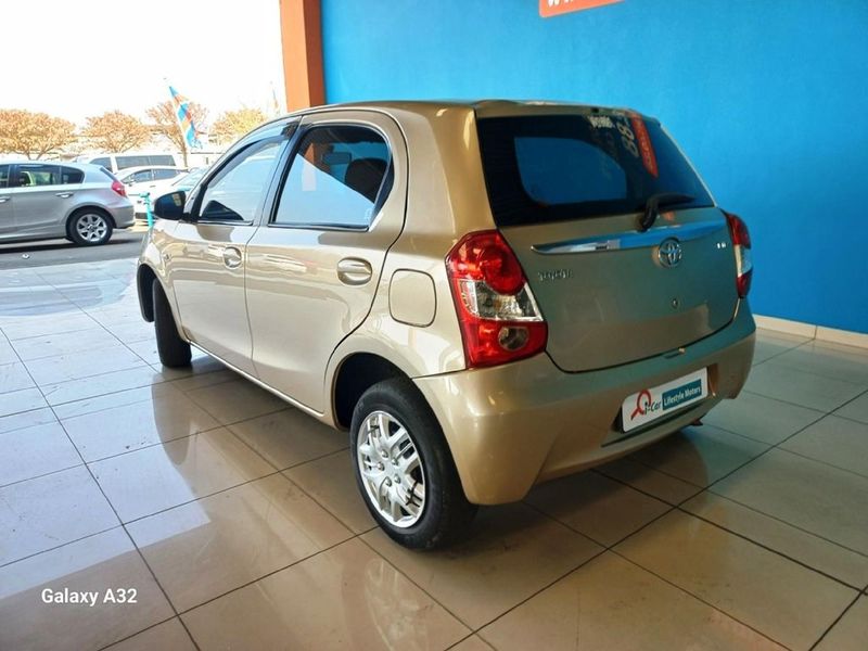 Used Toyota Etios 1.5 Xi 5-dr for sale in Gauteng - Cars.co.za (ID ...