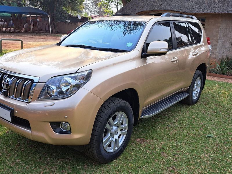 Used Toyota Prado 4.0 V6 VX Auto for sale in Gauteng - Cars.co.za (ID ...