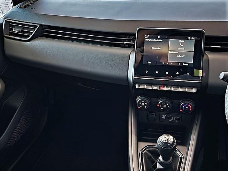 Used Renault Clio Demo Clio Life for sale in Kwazulu Natal Cars.co.za