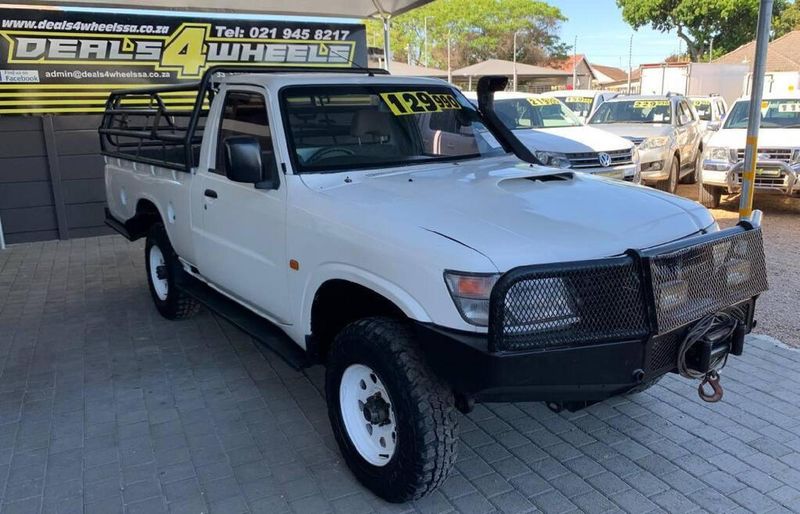 Used Nissan Patrol 4.2 D 4x4 Single-Cab for sale in Western Cape - Cars ...