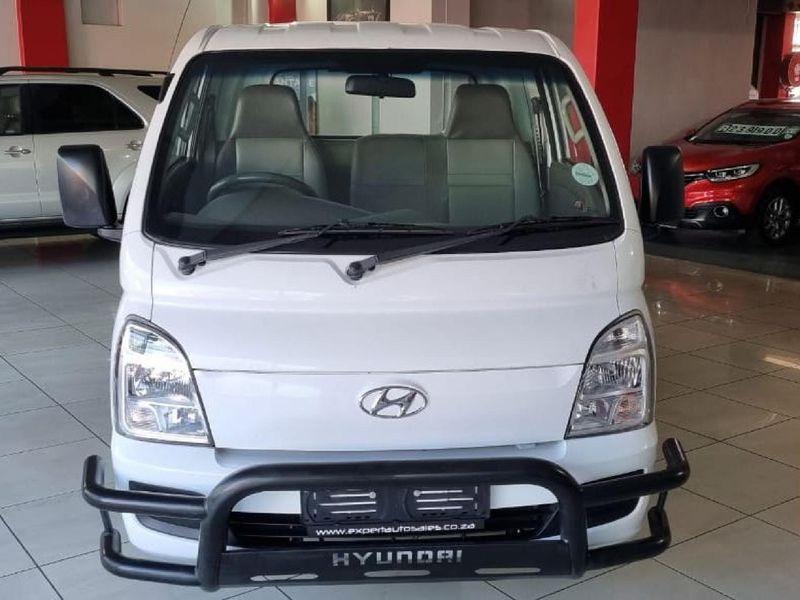 Used Hyundai H100 Bakkie 2.6D Dropside for sale in Free State - Cars.co ...