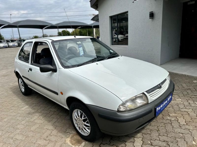 Used Mazda 121 Soho 1.4 3-dr for sale in Gauteng - Cars.co.za (ID::9091426)