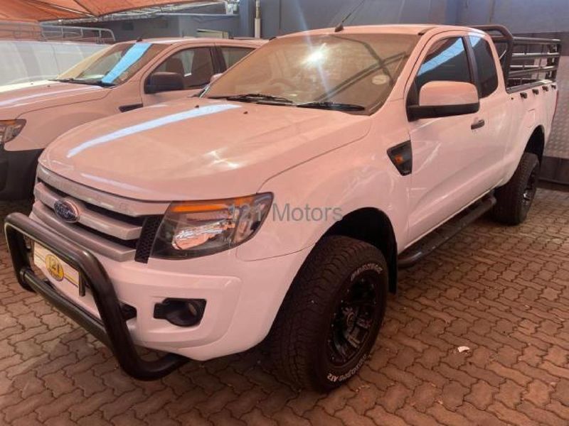 Used Ford Ranger 3.2 TDCi XLS 4x4 SuperCab for sale in Gauteng Cars