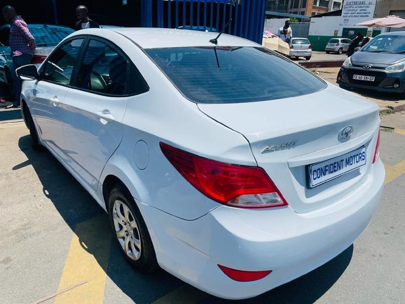 Used Hyundai Accent 1.6 GLS | Fluid for sale in Gauteng - Cars.co.za ...