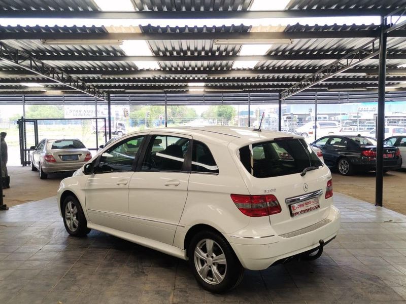 Used Mercedes-Benz B-Class B 200 Auto For Sale In Gauteng - Cars.co.za ...