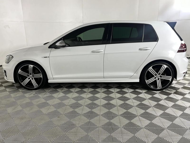 Used Volkswagen Golf VII 2.0 TSI R Auto for sale in Gauteng - Cars.co ...