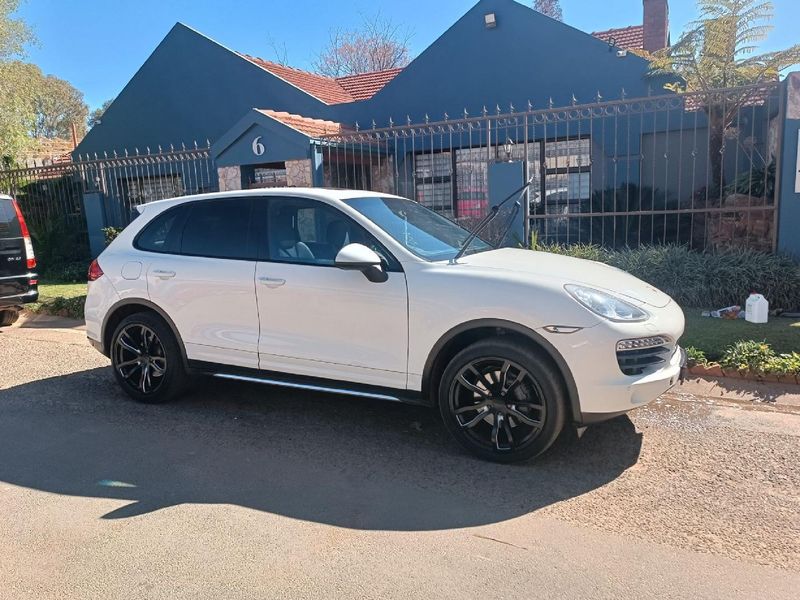 Used Porsche Cayenne Porsche Cayenne Diesel for sale in Gauteng Cars