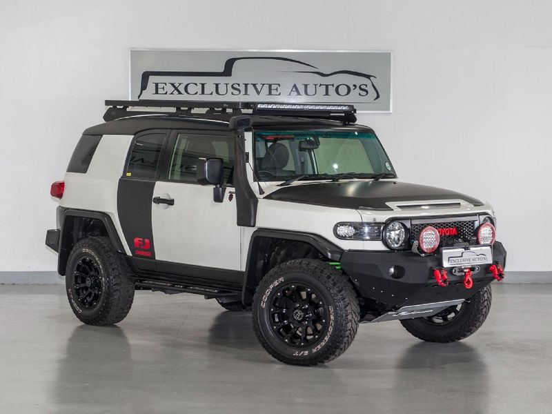 Used Toyota FJ Cruiser 4.0 V6 for sale in Gauteng - Cars.co.za (ID ...