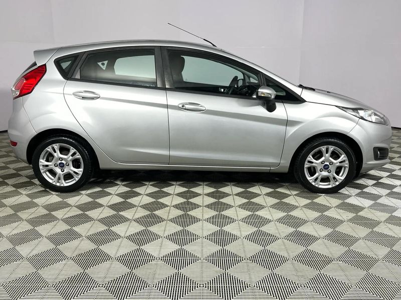 Used Ford Fiesta 1.6 TDCi Trend 5-dr for sale in Kwazulu Natal - Cars ...