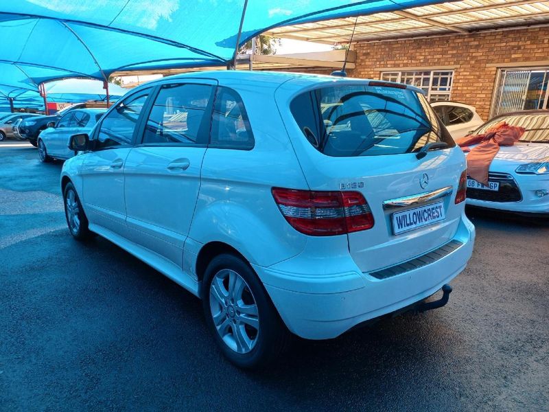 Used MercedesBenz BClass B 180 Auto for sale in Gauteng Cars.co.za