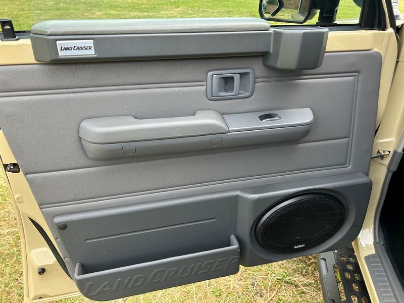 Used Toyota Land Cruiser 79 4.0 DoubleCab for sale in Gauteng Cars