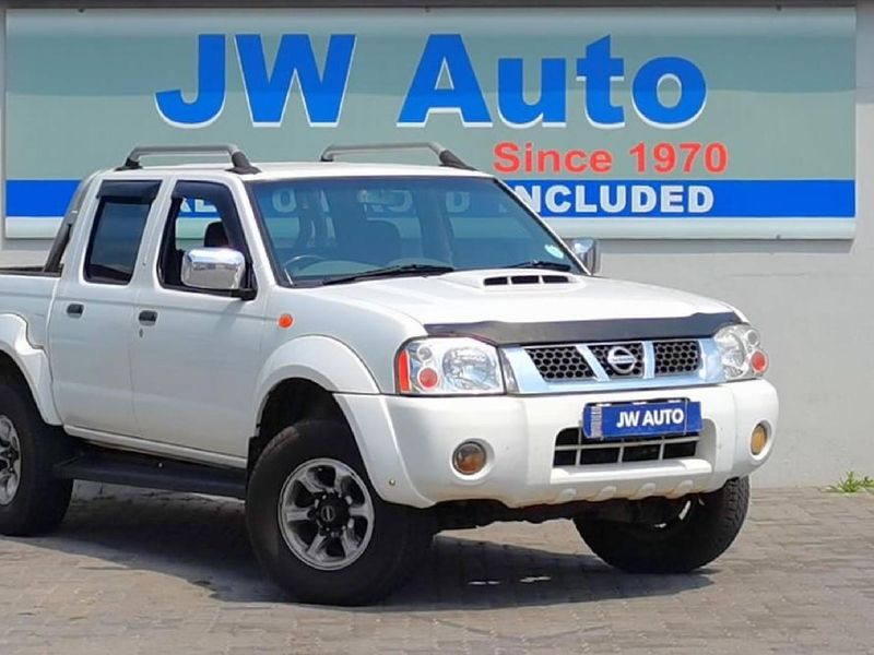 Used Nissan NP300 2.5 TDi Hi-Rider Double-Cab for sale in Eastern Cape ...