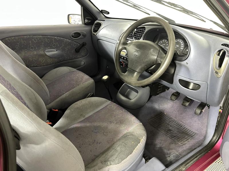 Used Mazda 121 Soho 1.3 3-dr for sale in Western Cape - Cars.co.za (ID ...