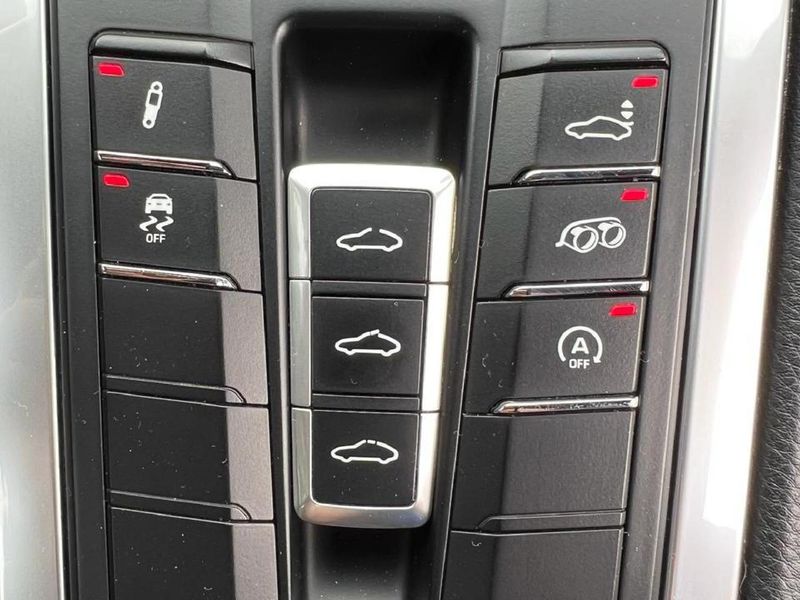 Used Porsche 911 Carrera Auto for sale in Western Cape Cars.co.za (ID