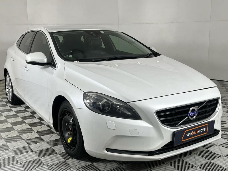 Used Volvo V40 T3 Excel for sale in Gauteng - Cars.co.za (ID::9282580)