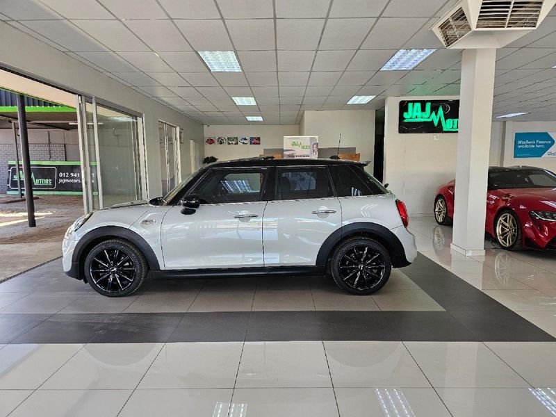 Used MINI Hatch Cooper S 5dr Auto SUNROOF for sale in Gauteng Cars.co.za (ID9286089)