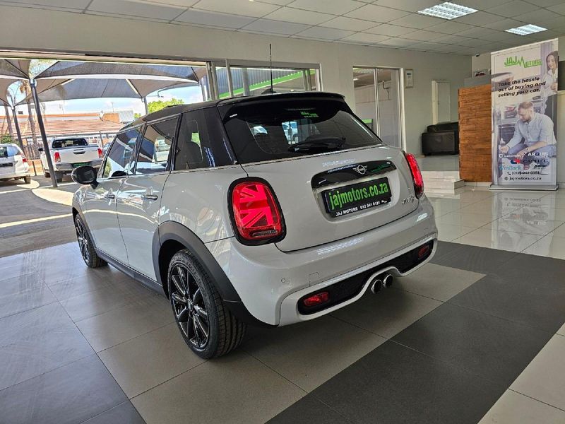 Used MINI Hatch Cooper S 5dr Auto SUNROOF for sale in Gauteng Cars.co.za (ID9286089)