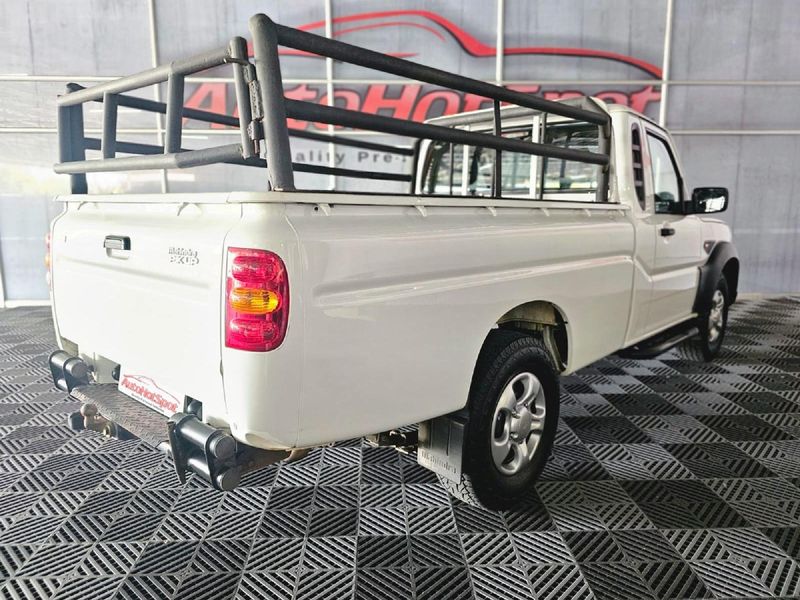 Used Mahindra Pik Up 2.2 mHawk S4 Single-Cab with Cattle Rails for sale ...