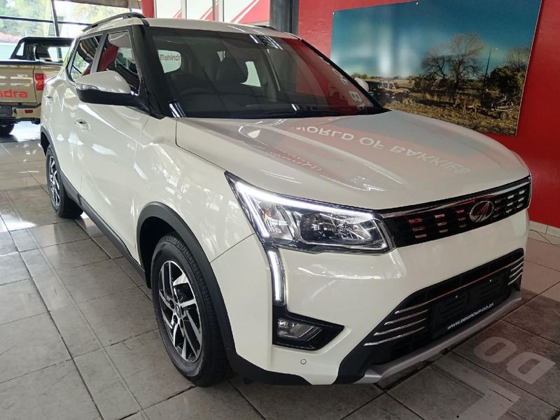 New Mahindra XUV 300 1.2T | W8 for sale in Gauteng - Cars.co.za (ID ...