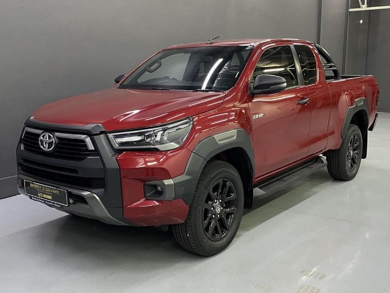 Used Toyota Hilux 2.8 GD-6 Raised Body Legend Auto Extended Cab for ...