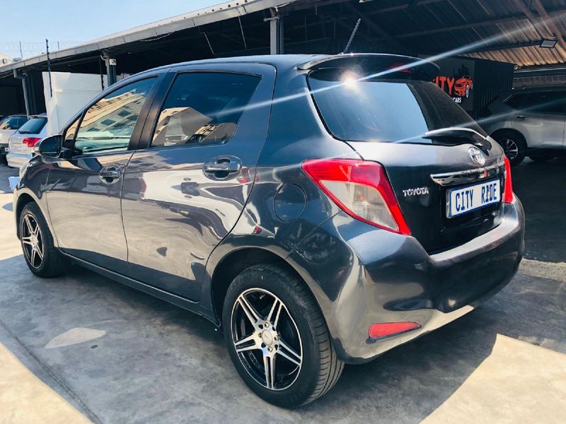 Used Toyota Yaris 1.3 XI 5-dr for sale in Gauteng - Cars.co.za (ID ...