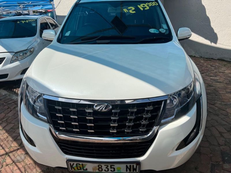 Used Mahindra XUV 500 2.2D mHawk 7-seat W8 for sale in Gauteng - Cars ...