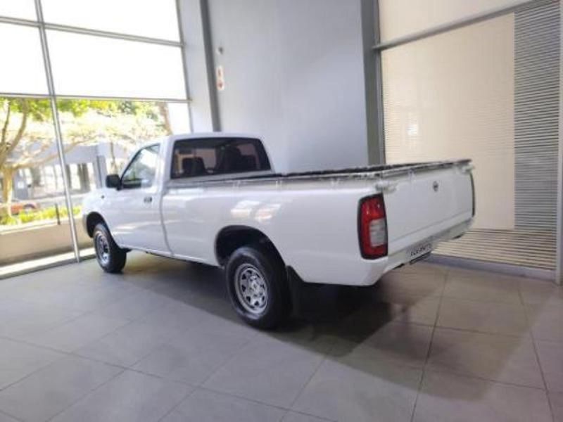 Used Nissan NP300 2.0i LWB Single-Cab for sale in Kwazulu Natal - Cars ...