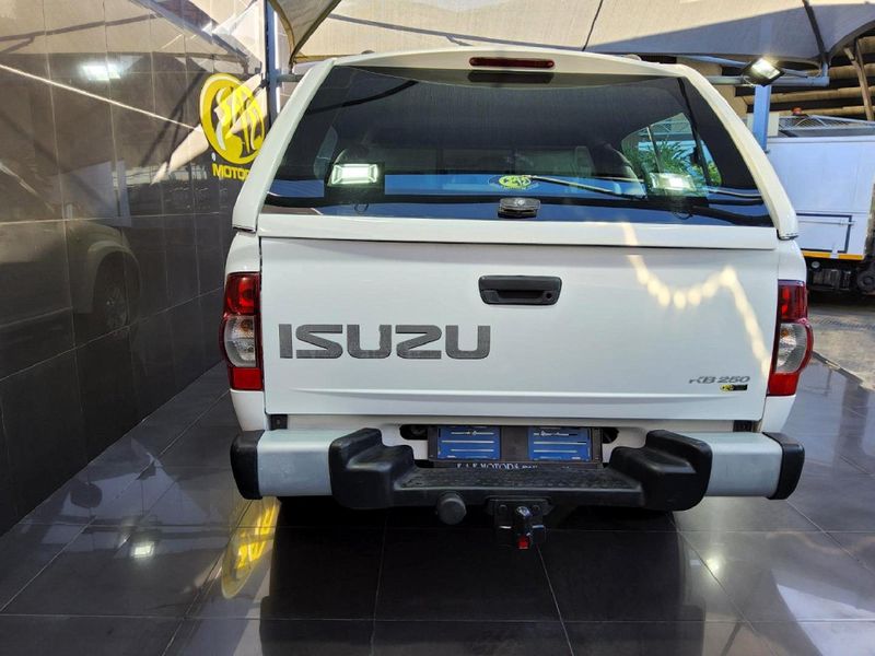 Used Isuzu KB 250D-Teq Double-Cab LE KB72 for sale in Gauteng - Cars.co ...