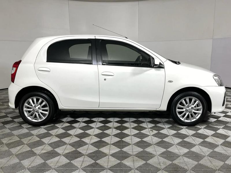 Used Toyota Etios 1.5 Xs 5-dr For Sale In Gauteng - Cars.co.za (id 