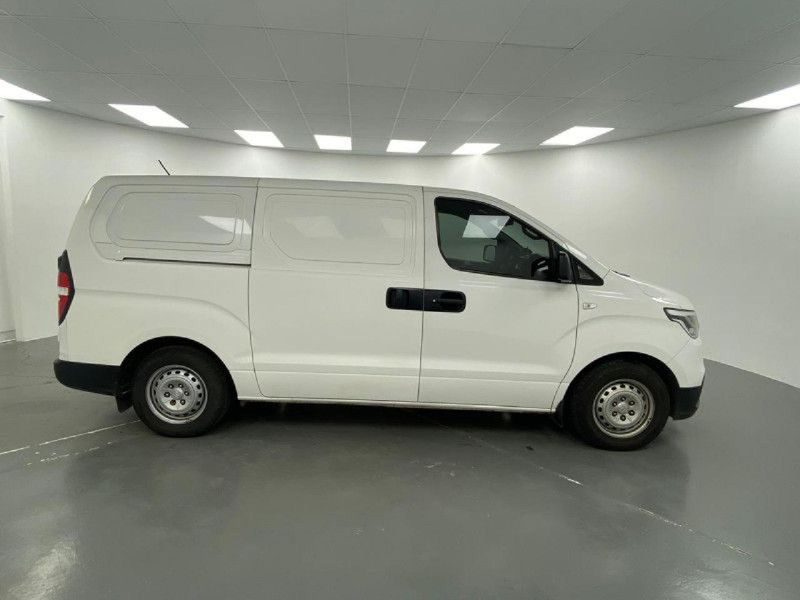 Used Hyundai H-1 2.5 Crdi Panel Van Auto For Sale In Gauteng - Cars.co 