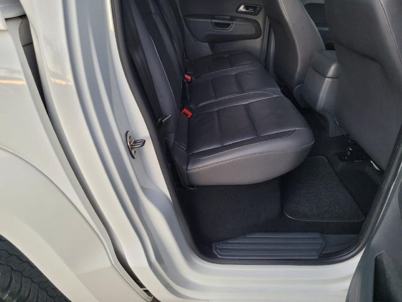 Used Volkswagen Amarok 2.0 BiTDI Highline (120kW) Double-Cab for sale ...