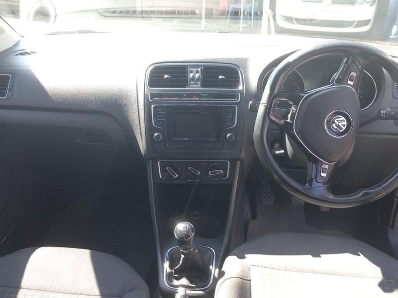 Used Volkswagen Polo 1.2 TSI Highline (81kW) for sale in Gauteng - Cars ...