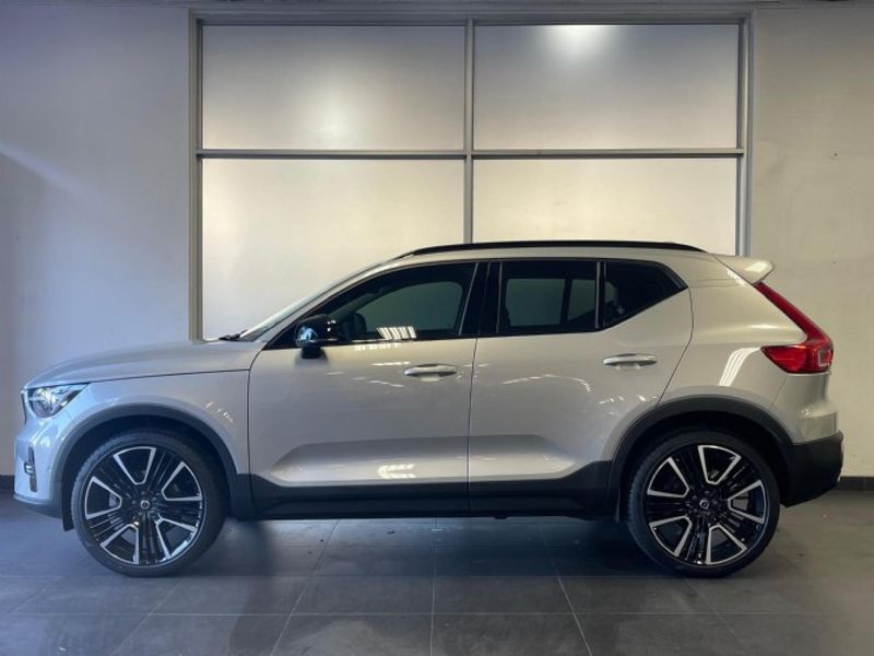 New Volvo XC40 B4 Geartron Ultimate Dark Mild-Hybrid for sale in ...