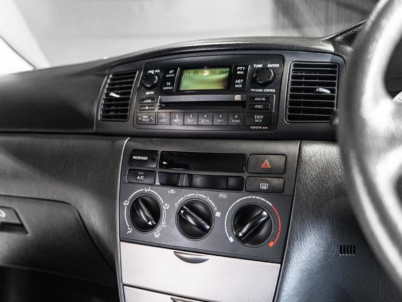 Used Toyota RunX 140i RS for sale in Gauteng - Cars.co.za (ID::9478898)