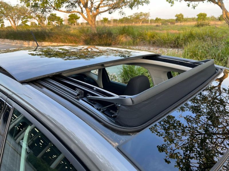 Used Volkswagen Polo PANORAMIC SUNROOF for sale in Eastern Cape Cars