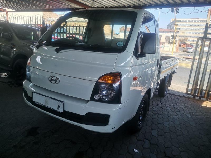 Used Hyundai H100 Bakkie 2.6D for sale in Gauteng - Cars.co.za (ID ...