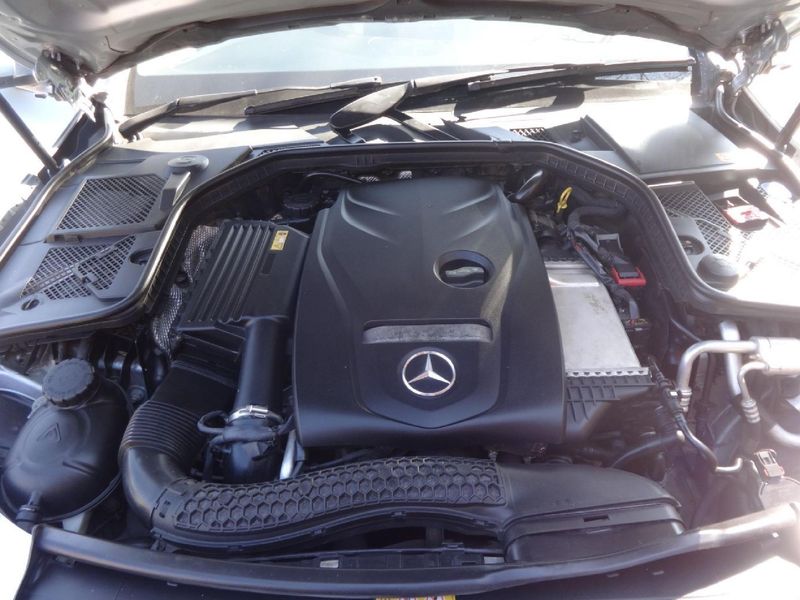 Used Mercedes-Benz C-Class C 200 Auto for sale in Gauteng - Cars.co.za ...