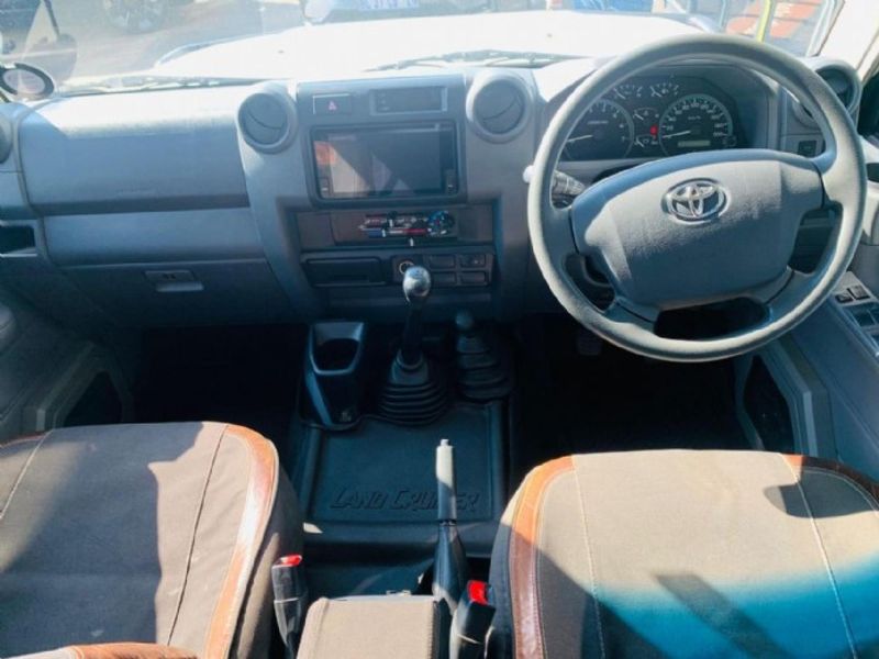 Used Toyota Land Cruiser 79 4.0 Double-cab For Sale In Kwazulu Natal 