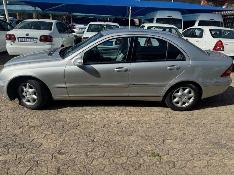 Used Mercedes-Benz C-Class C 200K Classic for sale in Gauteng - Cars.co ...