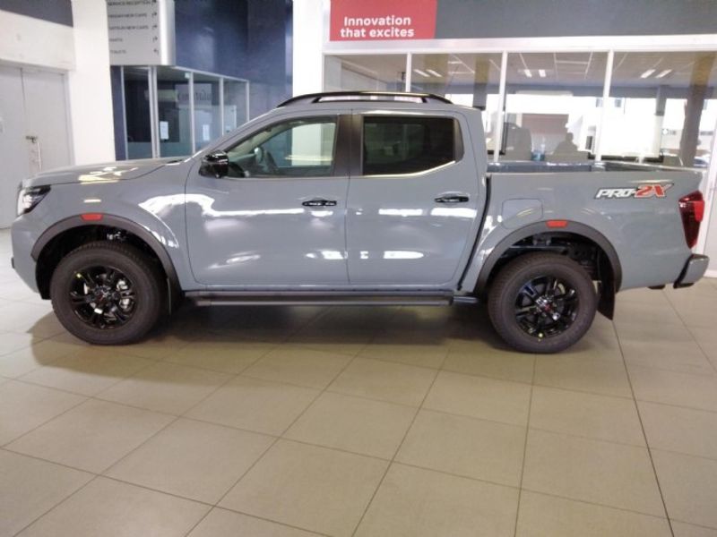 New Nissan Navara 2.5 Ddti Pro-2x Auto Double-cab For Sale In Kwazulu 