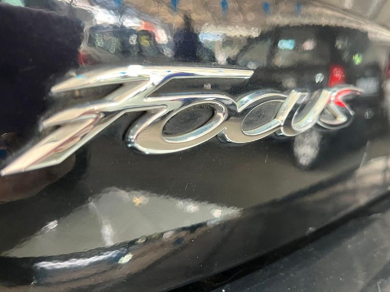 Used Ford Focus 1.0 EcoBoost Trend 5dr for sale in Gauteng Cars.co