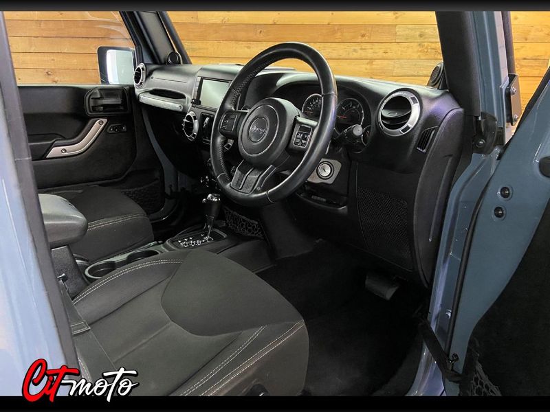Used Jeep Wrangler Unlimited 2.8 CRD Sahara Auto for sale in Gauteng