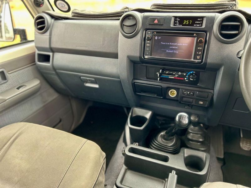 Used Toyota Land Cruiser 79 4.5 D DoubleCab for sale in Gauteng Cars